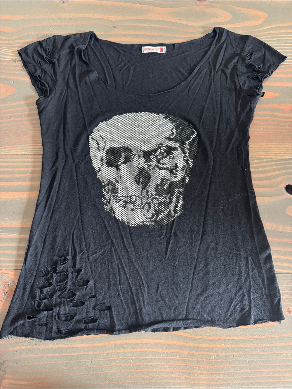 Black Distressed Short-Sleeve Tee with Silver Skull
